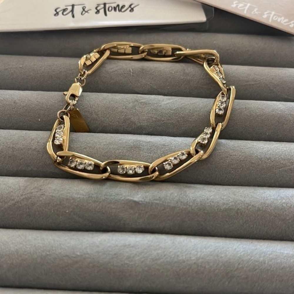 Anthropologie Set & Stone 14K Gold Monroe Bracelet. NWT - Picture 2 of 4